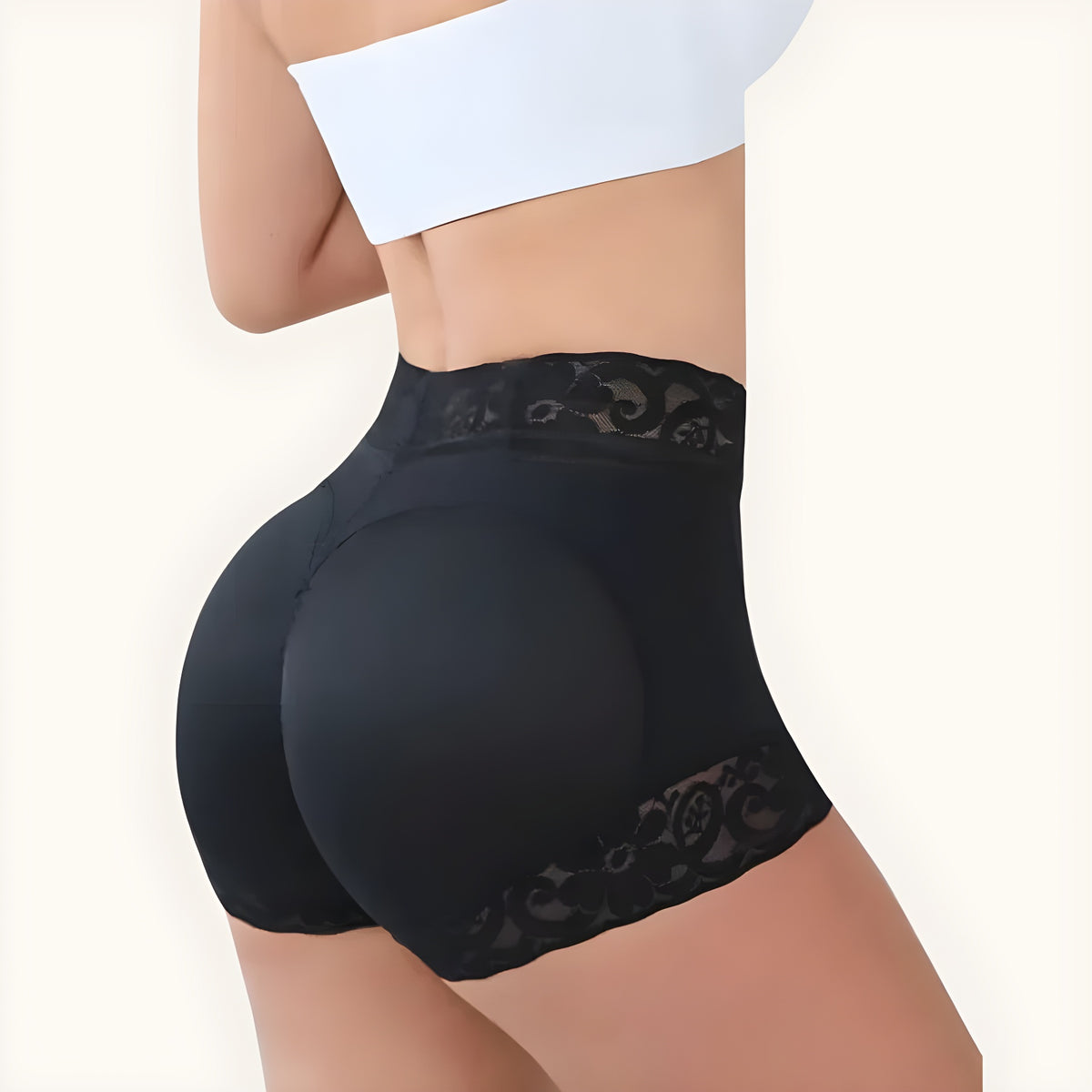 Culotte gainante en dentelle